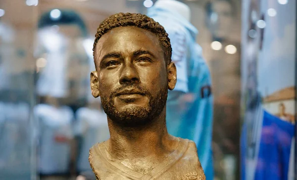 Santos honra a Neymar con un nuevo espacio en su museo