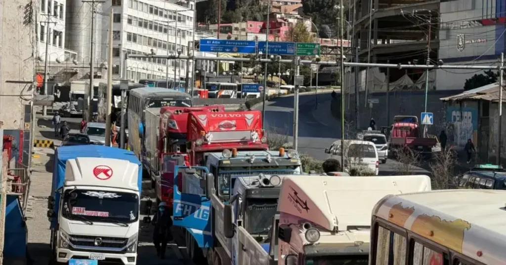 Compromiso gubernamental para regularizar la distribución de diésel en agosto