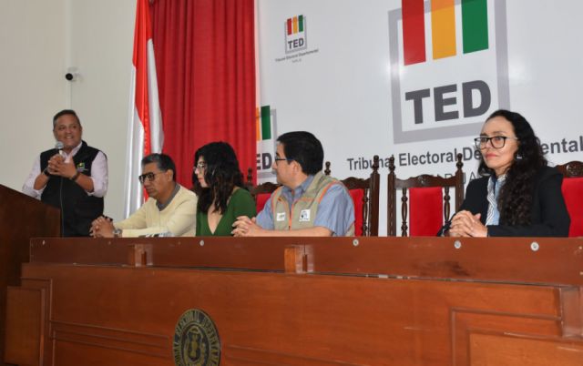 Actualización del padrón electoral y revisión de partidos políticos en agenda del TED