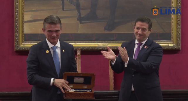 Lima honra a Rodrigo Paz con la distinción de Huésped Ilustre y las llaves de la ciudad