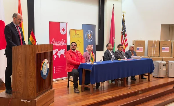 Cruz Roja y EE. UU. donan concentradores de oxígeno a La Paz