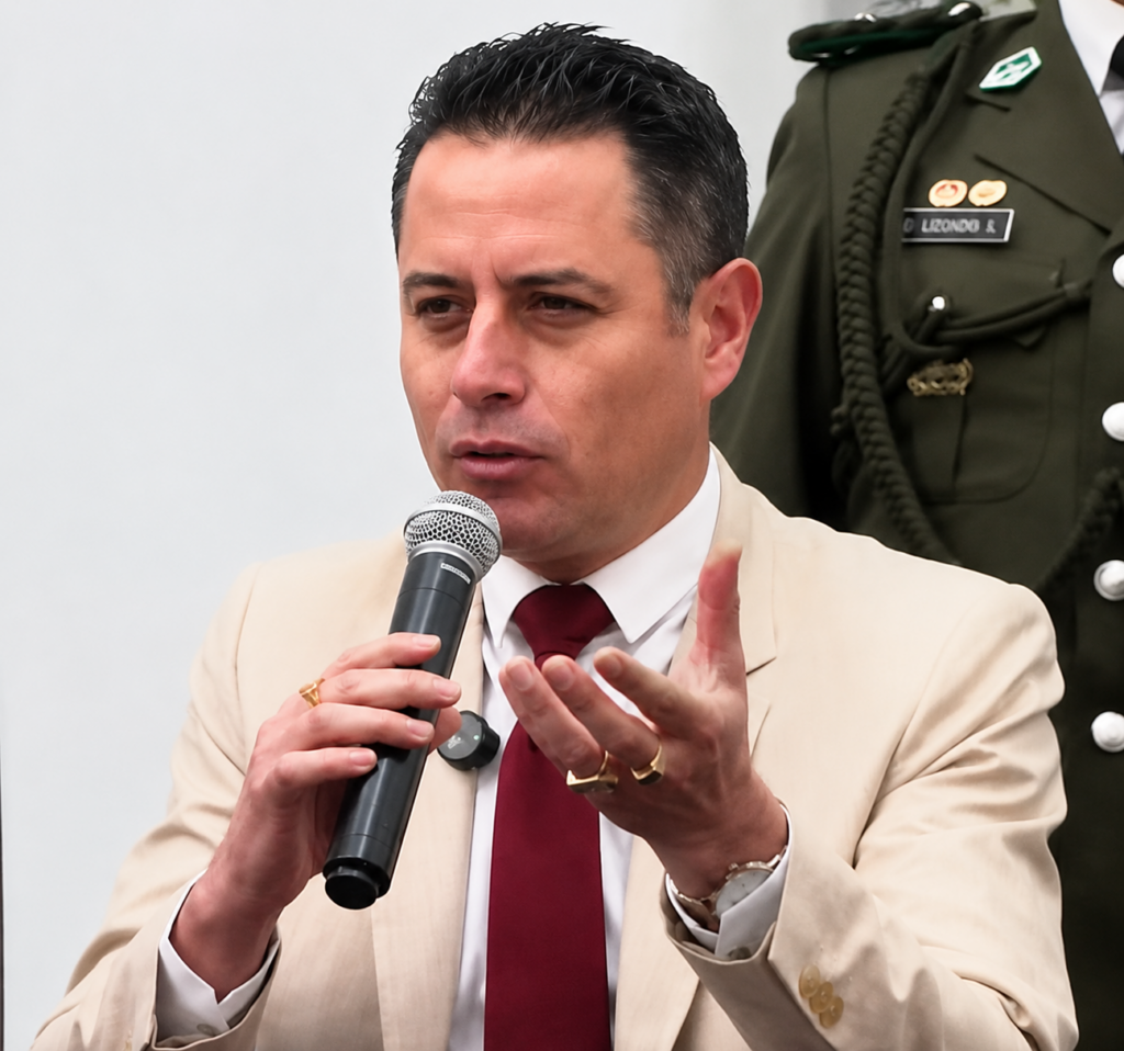 Lara reitera obligación de arraigo para exautoridades: "La ley no se discute, se cumple"