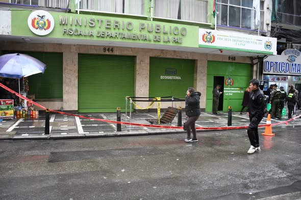 Explosión en la Fiscalía de La Paz provoca apagón en el edificio