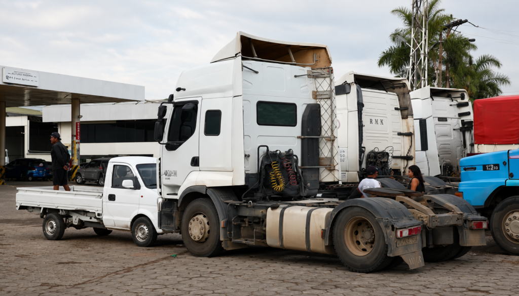 Transportistas enfrentan largas esperas de diésel: la incertidumbre persiste