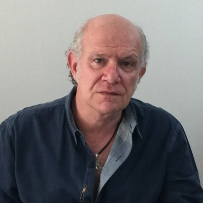 El analista Carlos Valverde critica los actos del 6 de agosto: un reflejo de un país en crisis