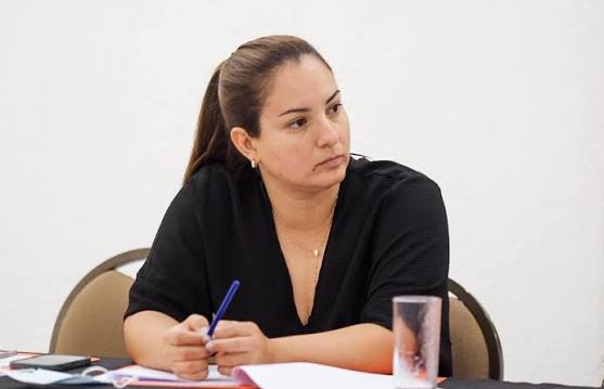 Laura Rojas se presenta ante la Fiscalía y retorna a Palmasola tras solicitar arresto domiciliario