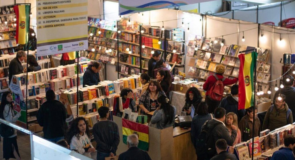 Comienza la Feria Internacional del Libro de La Paz 2026 con Perú como país destacado