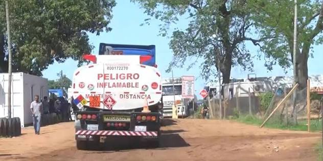 Transportistas de combustibles declaran paro nacional a partir del lunes