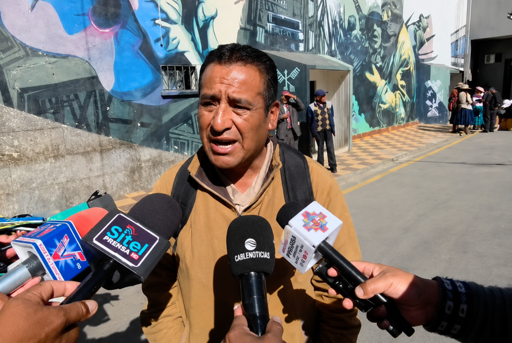 Creciendo descontento en El Alto hacia el Gobierno, según exdirigente de la Fejuve