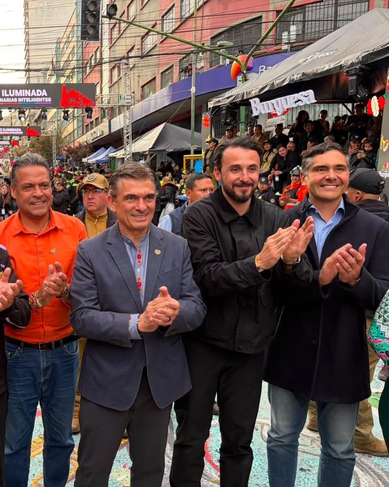 Participación de autoridades en la Entrada del Gran Poder 2026