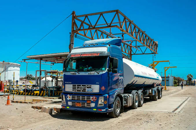 Restricción de venta de diésel: límites de 120 litros al mes