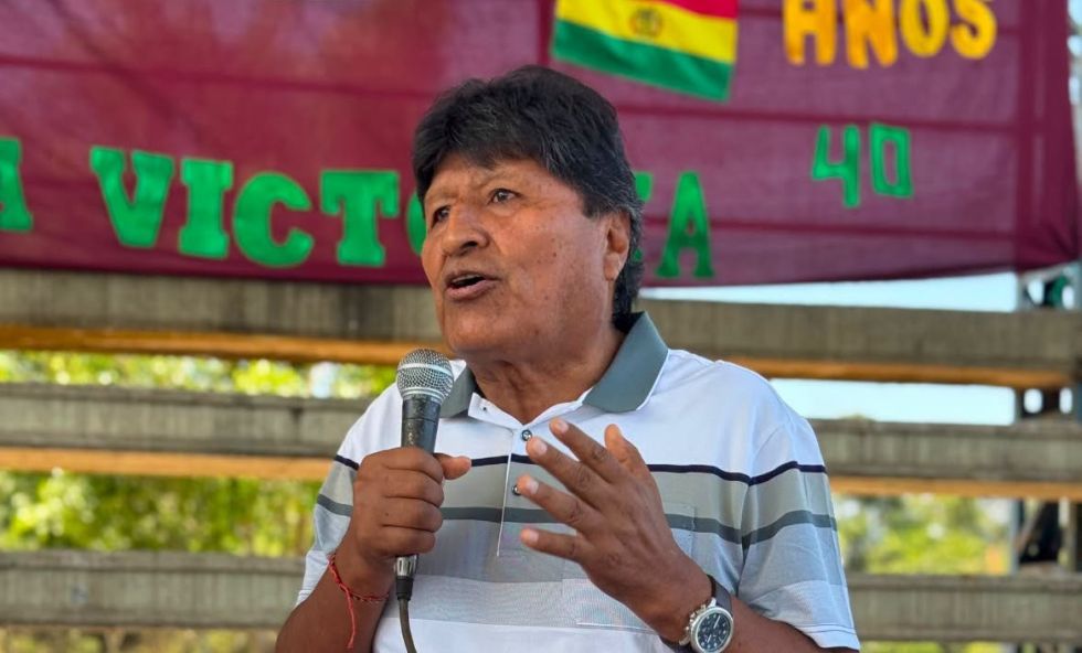 Evo Morales critica a Rodrigo Paz por su gestión económica
