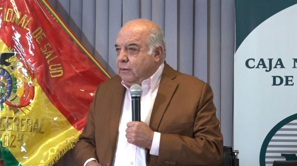 Gerente de la CNS solicita suspender su declaración por enriquecimiento ilícito
