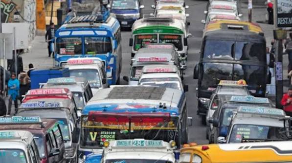 Transportistas claman por soluciones ante la crisis de combustible