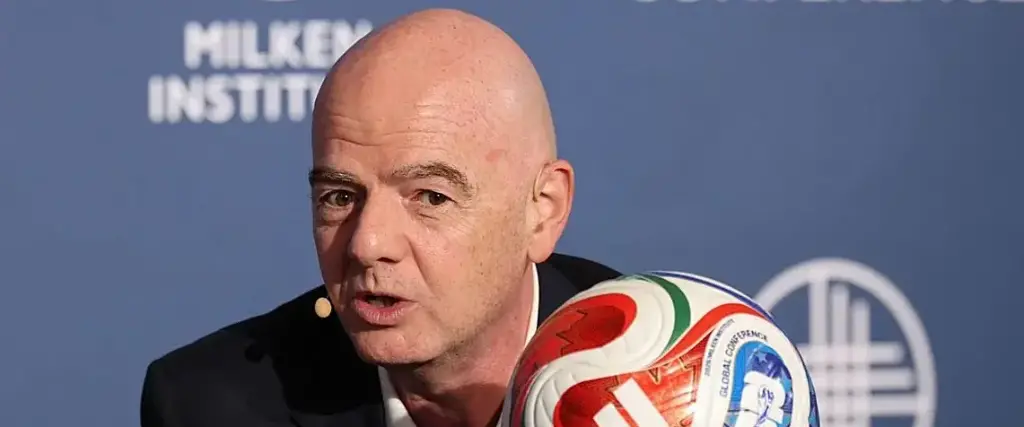 FIFA abandona plan de inversión privada en sus competiciones
