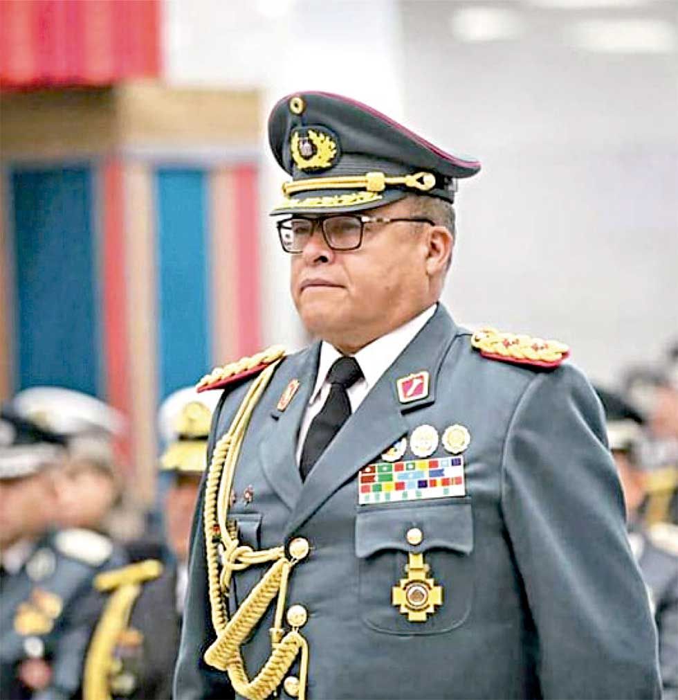 Coronel Montaño presenta denuncia contra Zúñiga por acciones del 26 de junio