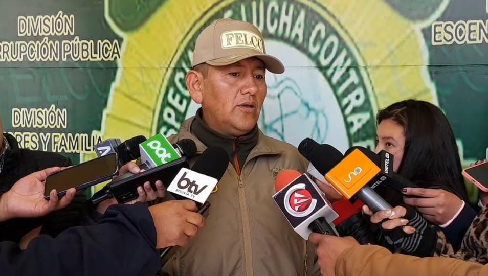 Crisis económica lleva a chofer a intentar quitarse la vida en La Paz