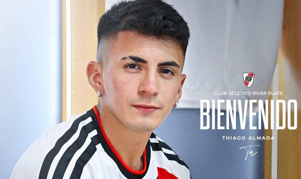 Thiago Almada se une a River Plate con un contrato hasta 2030