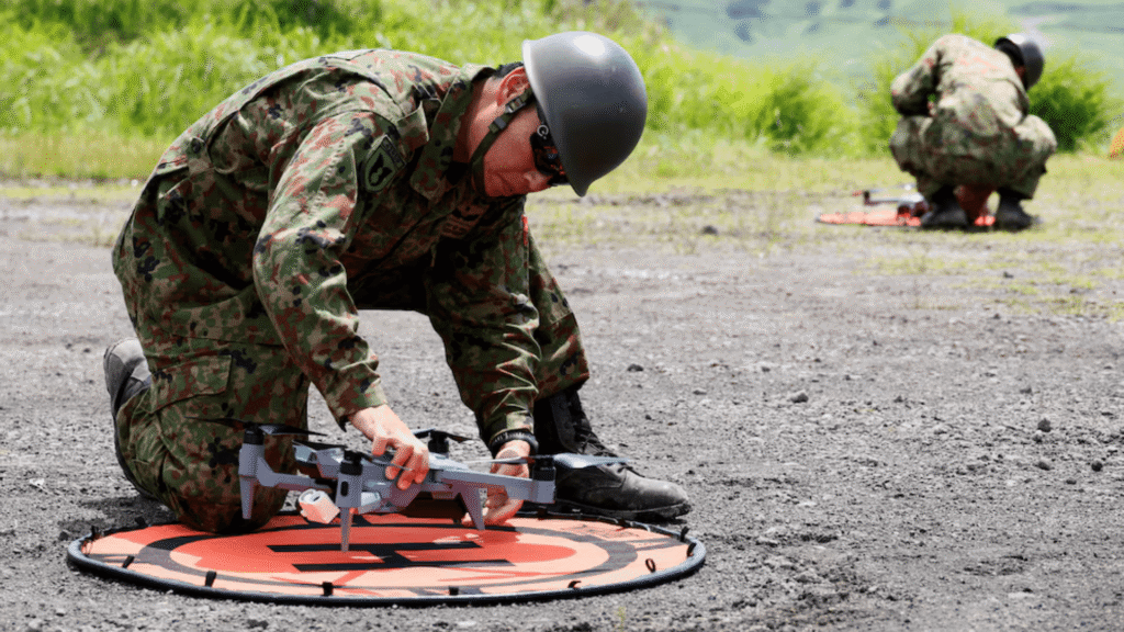 Japón integra IA y drones en su defensa nacional