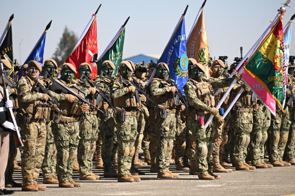 Celebración de las Fuerzas Armadas: Un llamado a la meritocracia y el compromiso nacional