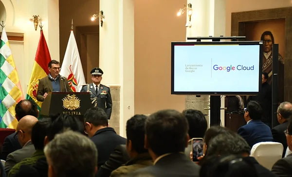Gobierno de Paz lanza 5.000 becas de Google para jóvenes en tecnología