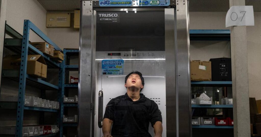 Inovador refrigerador humano ayuda a trabajadores en Japón frente a olas de calor