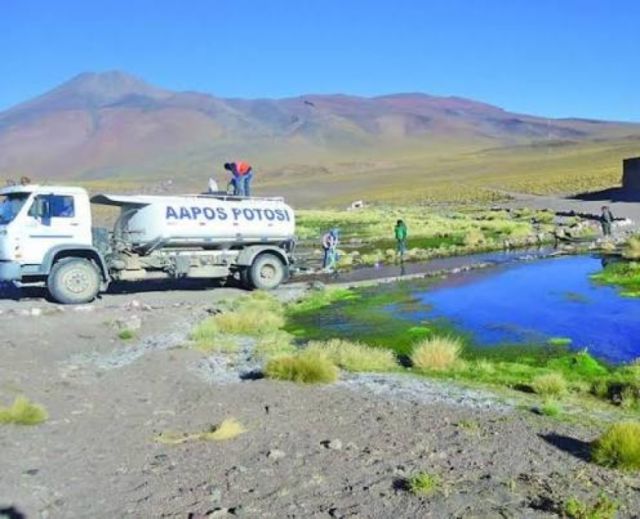 Proyectos de agua en el centro del diálogo entre senadores y la Alcaldía de Potosí