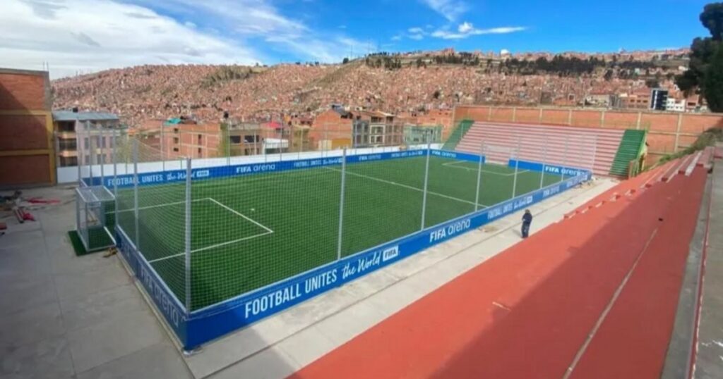 Inauguran la primera FIFA Arena en Bolivia