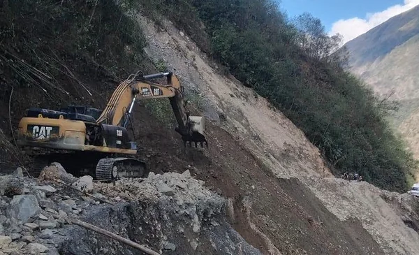 Recomendaciones tras el derrumbe en la ruta a Sud Yungas