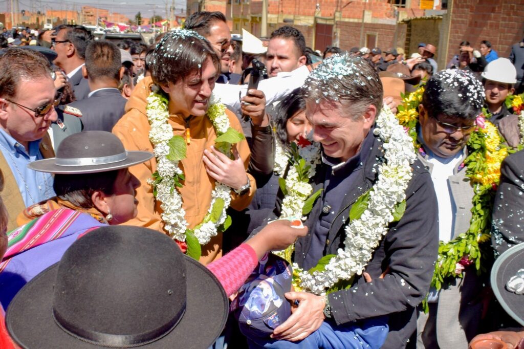 Zamora llama a la unidad nacional para la reconstrucción de Bolivia