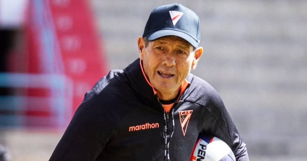 Mauricio Soria deja de ser el entrenador de Always Ready