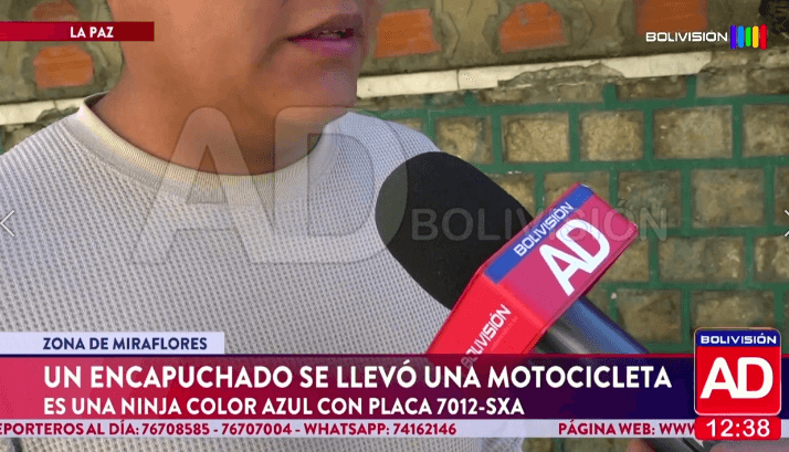 Ladrón encapuchado sustrae motocicleta en Miraflores, La Paz
