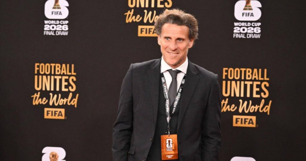 Diego Forlán asume como nuevo director técnico de la selección uruguaya