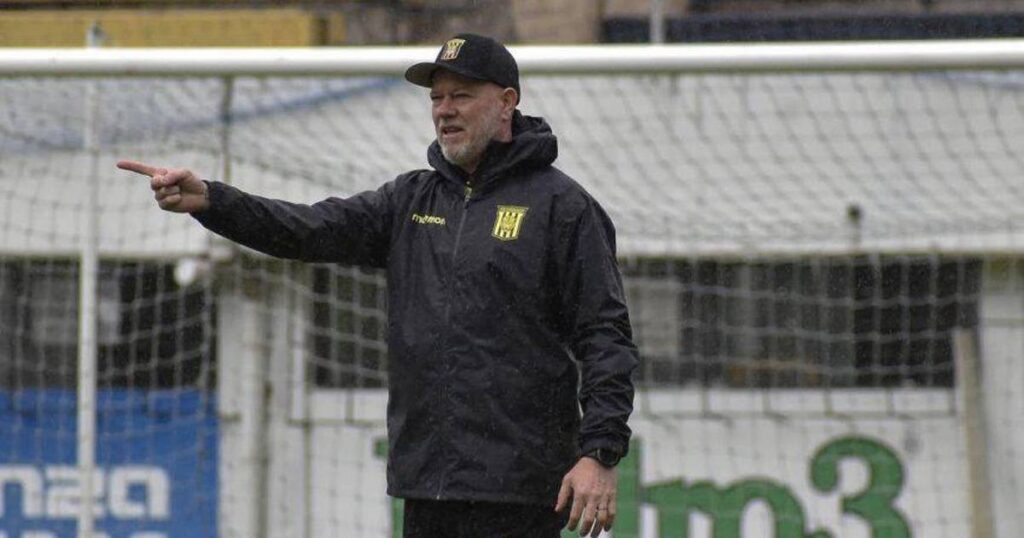 Antonio Carlos Zago asume la dirección de The Strongest y se prepara para enfrentar a Independiente