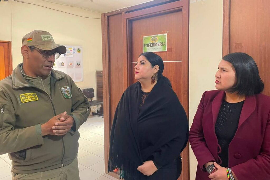 Viceministerio de Igualdad de Oportunidades evalúa atención a víctimas en El Alto
