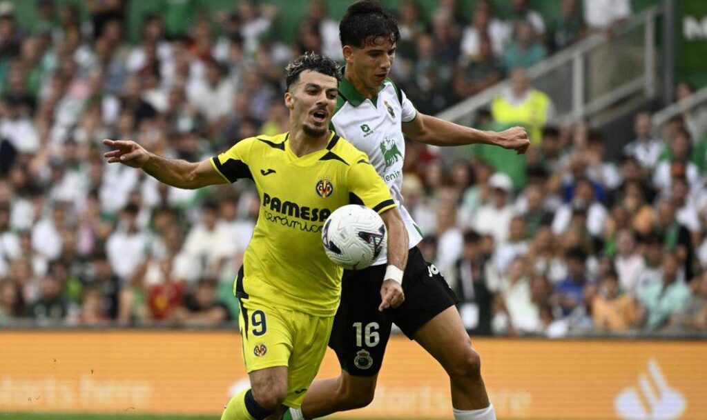 Villarreal logra un empate en su visita al Racing de Santander