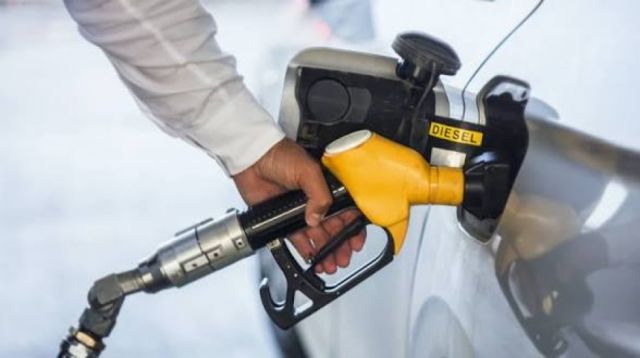 Nuevo precio de diésel para clientes directos establece el Gobierno