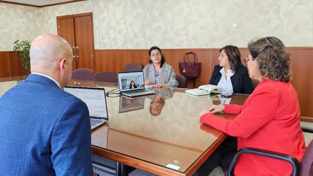 Primera reunión entre la Contraloría y el BID para fortalecer capacidades institucionales