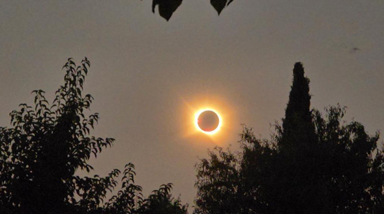 Un eclipse solar transforma el cielo en Europa