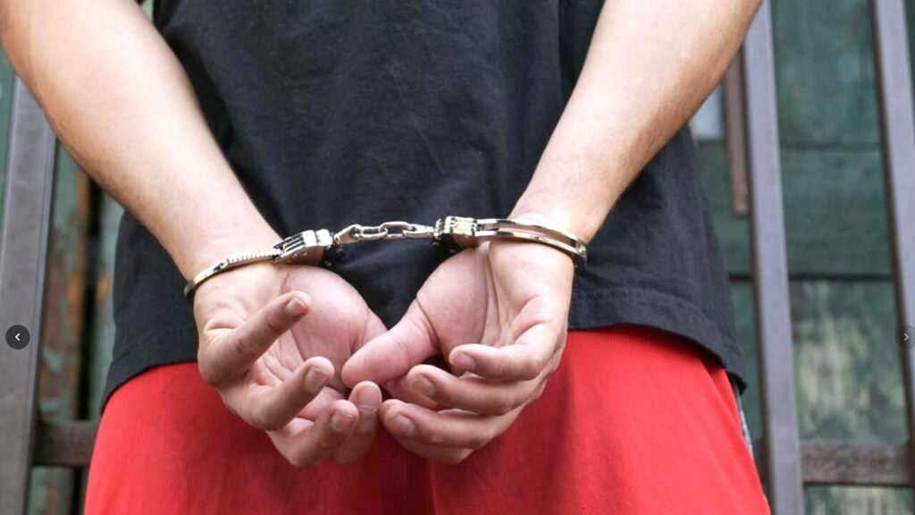 Detención preventiva de hombre acusado de feminicidio en Coroico