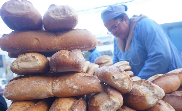 La marraqueta sin manteca es un legado paceño, según un historiador