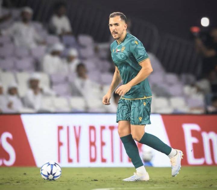 Luis Haquín hace su debut en Emiratos Árabes a pesar de la derrota
