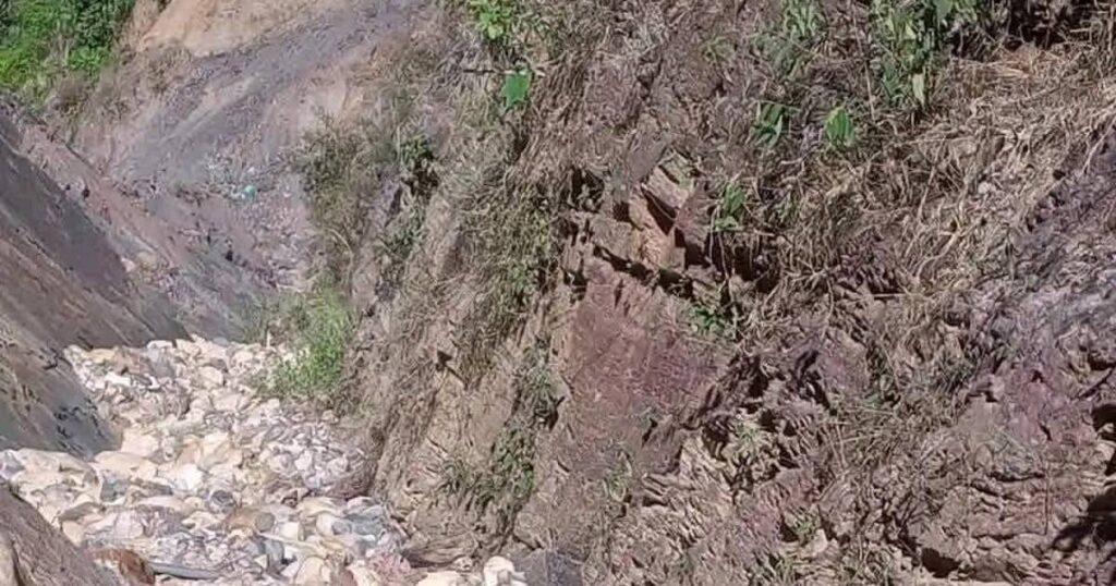 Encuentran el cuerpo de un hombre en un cañadón de Mapiri, fallecido hace más de 10 días