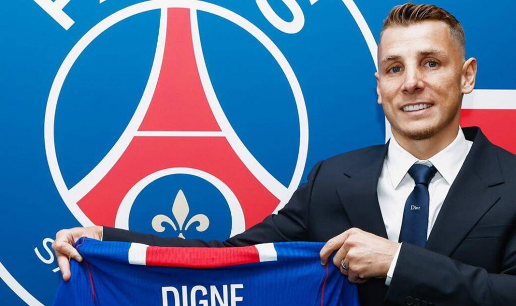 Lucas Digne regresa al PSG tras su etapa en Aston Villa