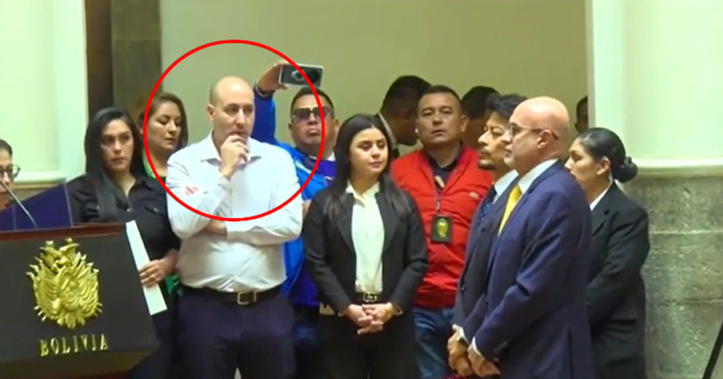 Gobierno aclara la situación de Fernando Cerimedo en el Ejecutivo