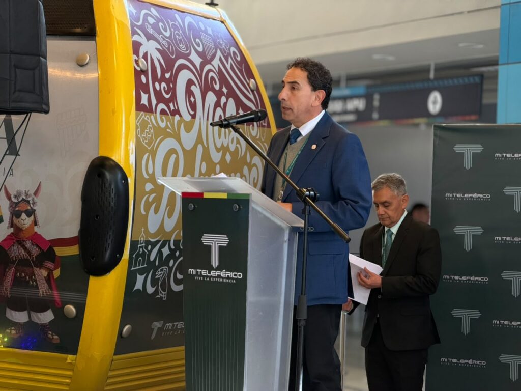 Mi Teleférico presenta su renovada imagen corporativa bajo el lema: Vive la experiencia