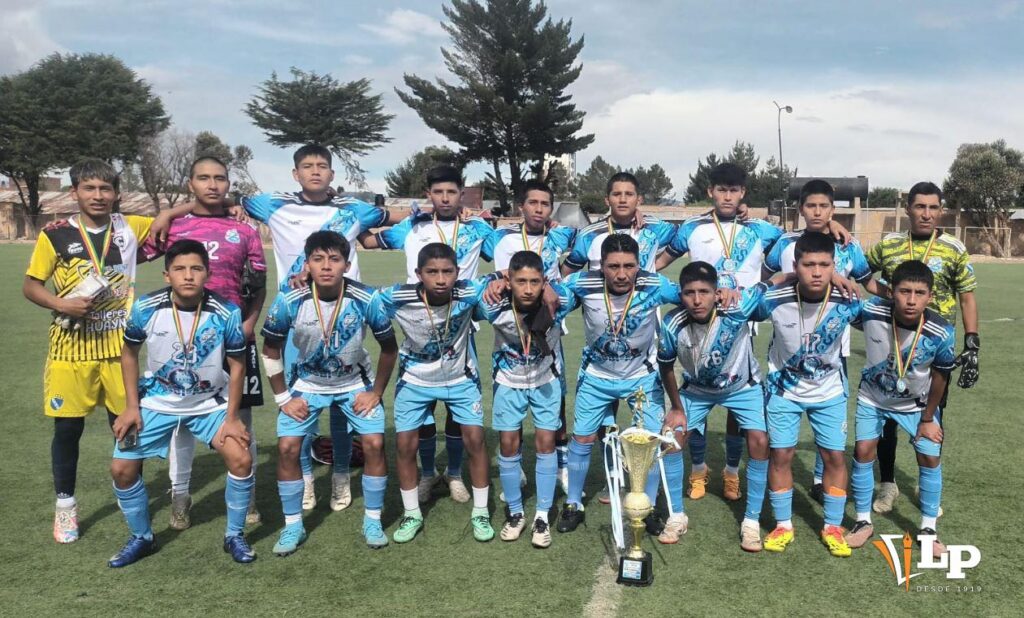 Inicio del Torneo de la Primera "A" Oruro con 14 Equipos