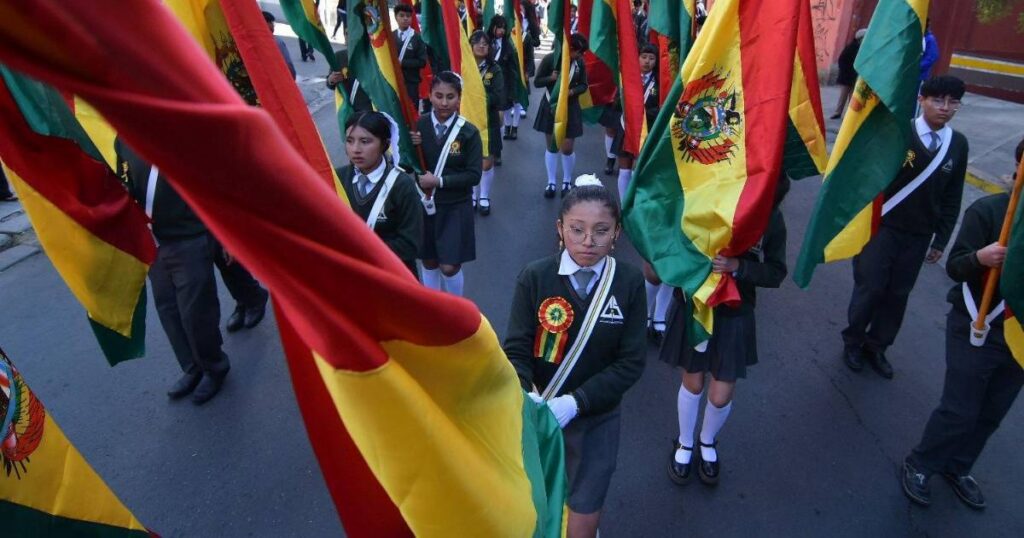 Cierre de avenidas en La Paz por desfile cívico este miércoles