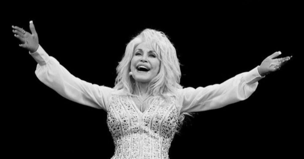 Fallece Dolly Parton, ícono de la música country