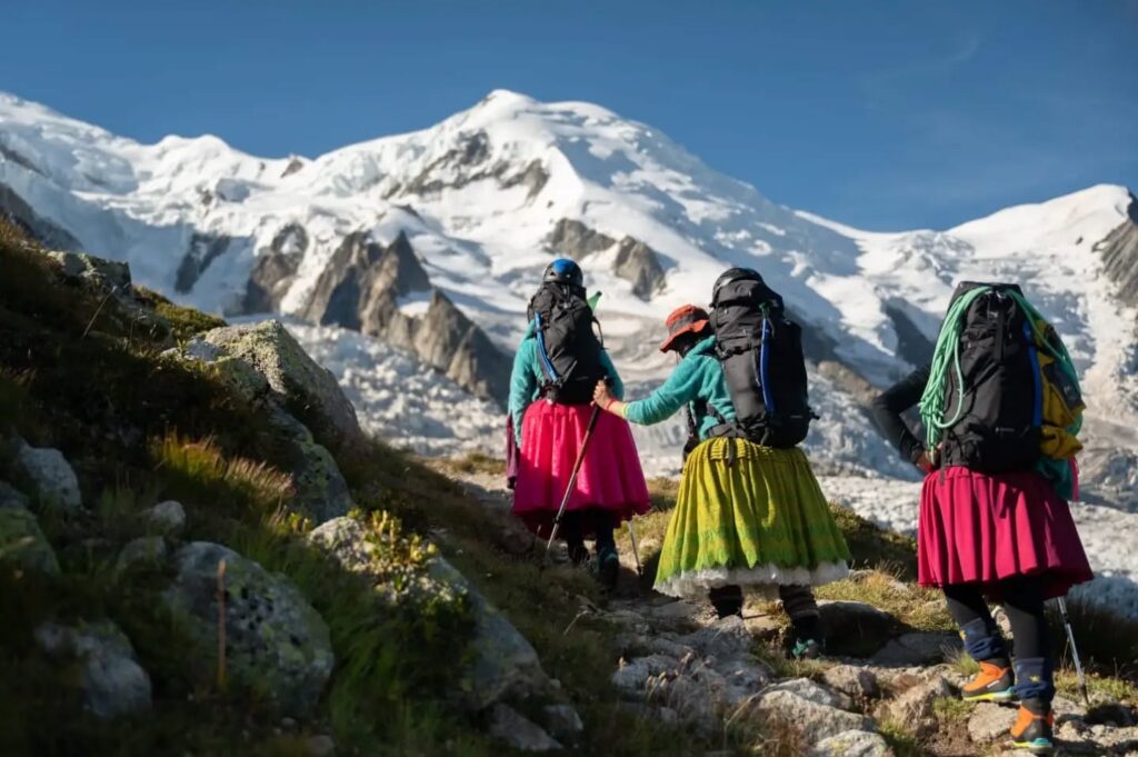Cholitas Escaladoras: la juventud indígena construye sobre su legado